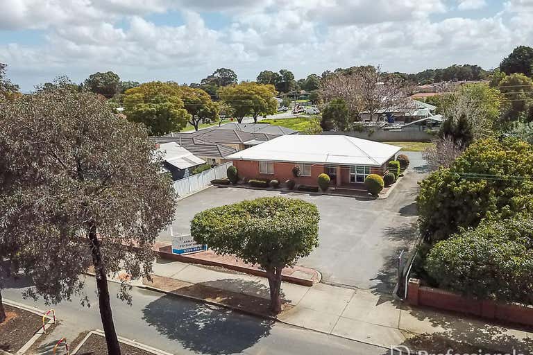 21 Forrest Road Armadale WA 6112 - Image 2