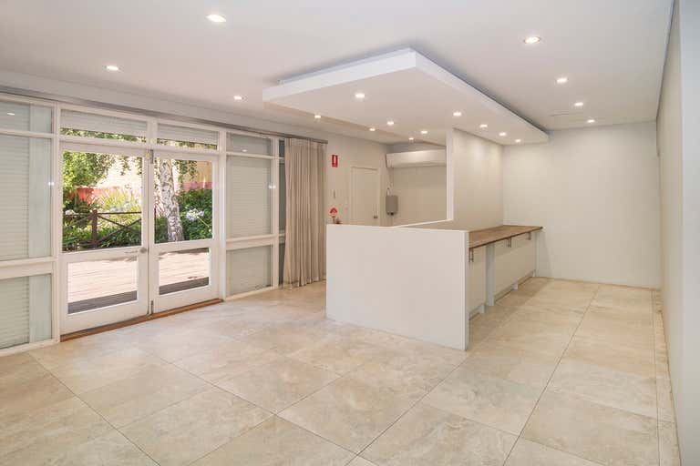 135 Bussell Highway Margaret River WA 6285 - Image 2