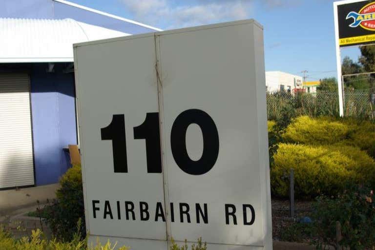 3/110 Fairbairn Road Sunshine West VIC 3020 - Image 2