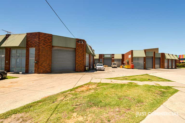 3/51 Taunton Drive Cheltenham VIC 3192 - Image 2