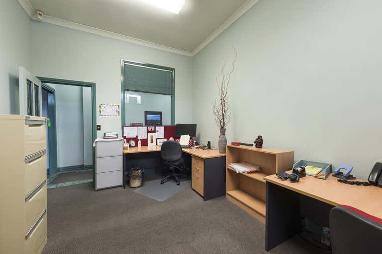 5 Murray Place Ringwood VIC 3134 - Image 4