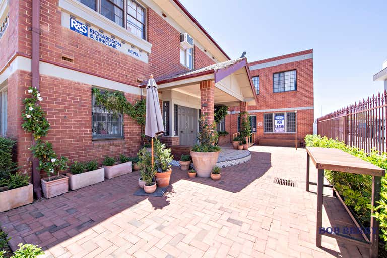 Woonah Court, 2/46 Wingewarra Street Dubbo NSW 2830 - Image 1