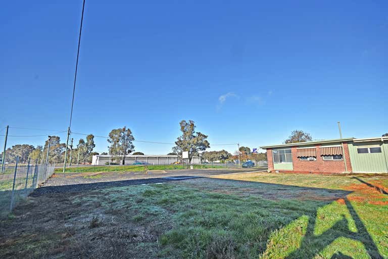 547 Wagga Road Lavington NSW 2641 - Image 3