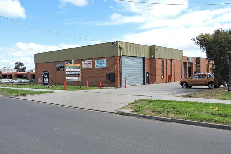 1 & 1a , 7 Barrie Road Tullamarine VIC 3043 - Image 1