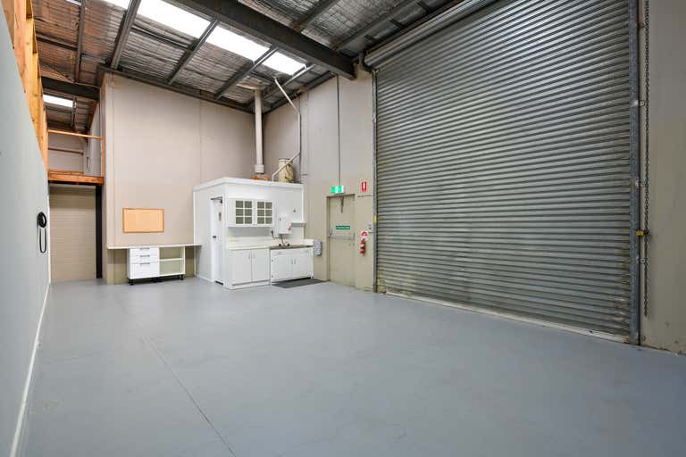 2/6 Viewtech Place Rowville VIC 3178 - Image 2