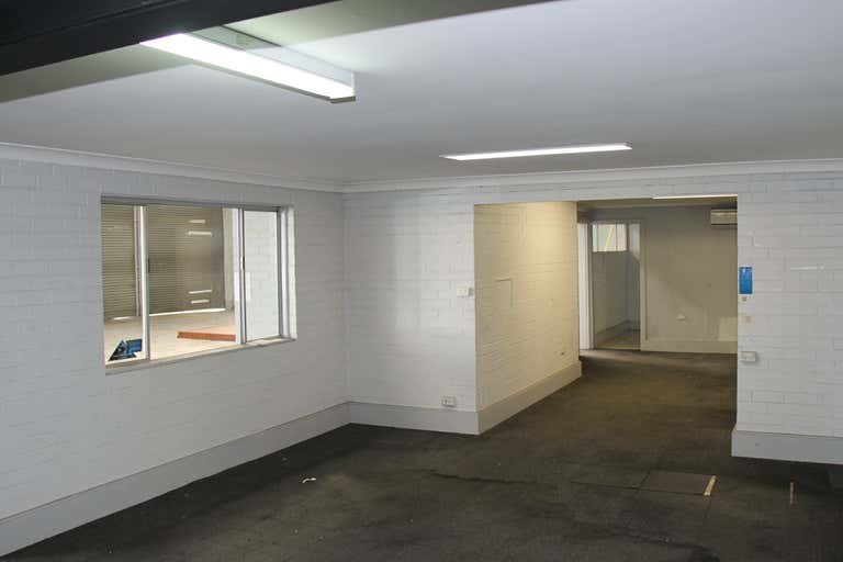 1&2/60 Blaxland Road Campbelltown NSW 2560 - Image 4