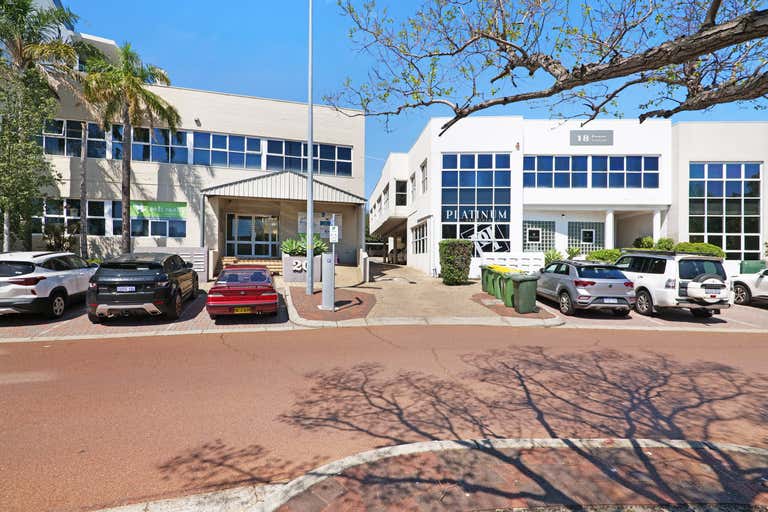 18 & 20 Kearns Crescent Ardross WA 6153 - Image 3