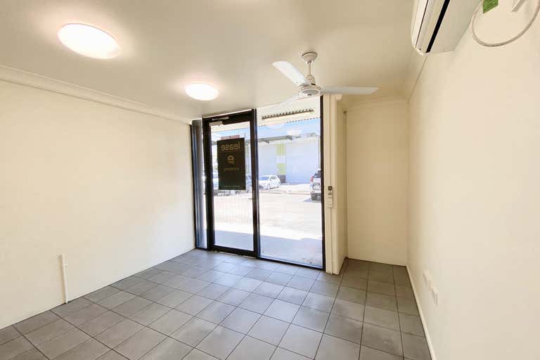 9/72-78 Crocodile Crescent Mount St John QLD 4818 - Image 2