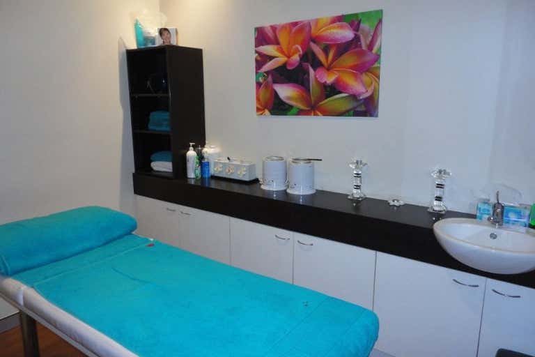 LUSH BEAUTY SALON, 1244 Marmion Ave Currambine WA 6028 - Image 1