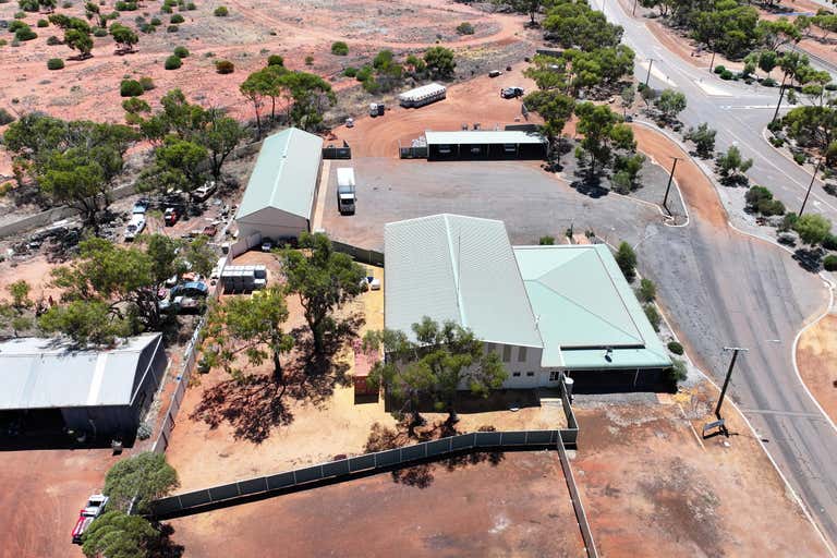 2 Winfield Street Morawa WA 6623 - Image 1