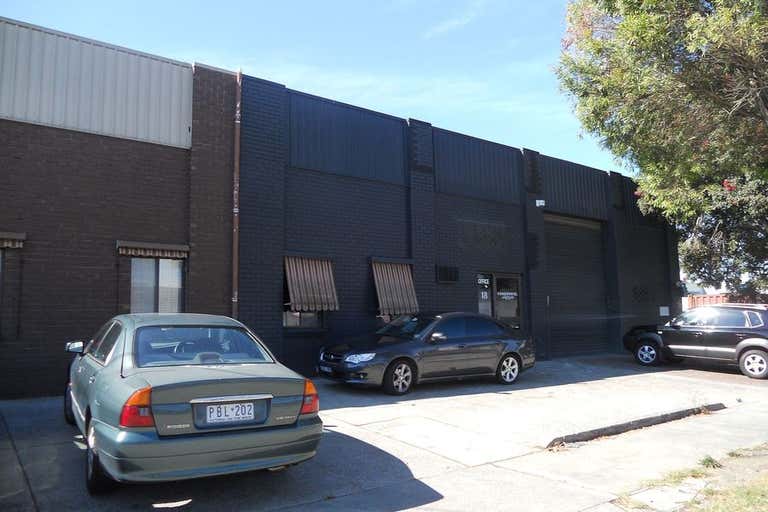 18 Hewitt Street Cheltenham VIC 3192 - Image 2