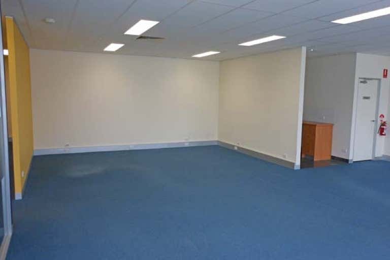 8/750 Blackburn Road Clayton VIC 3168 - Image 4