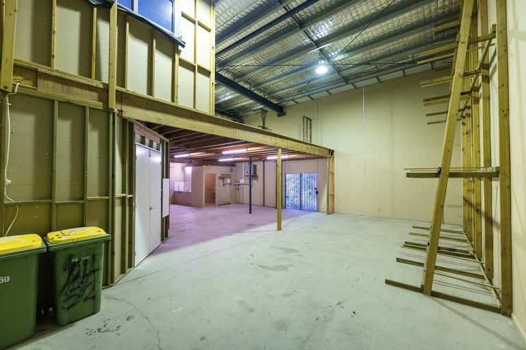 4/50 Township Drive Burleigh Heads QLD 4220 - Image 3