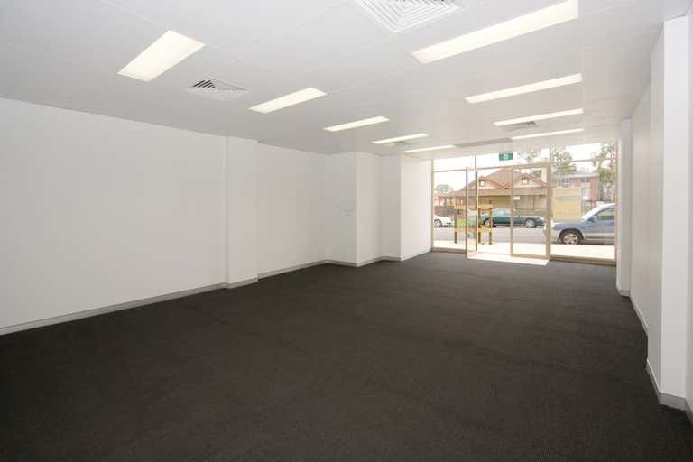 Suite 3, 17 Warby Street Campbelltown NSW 2560 - Image 4