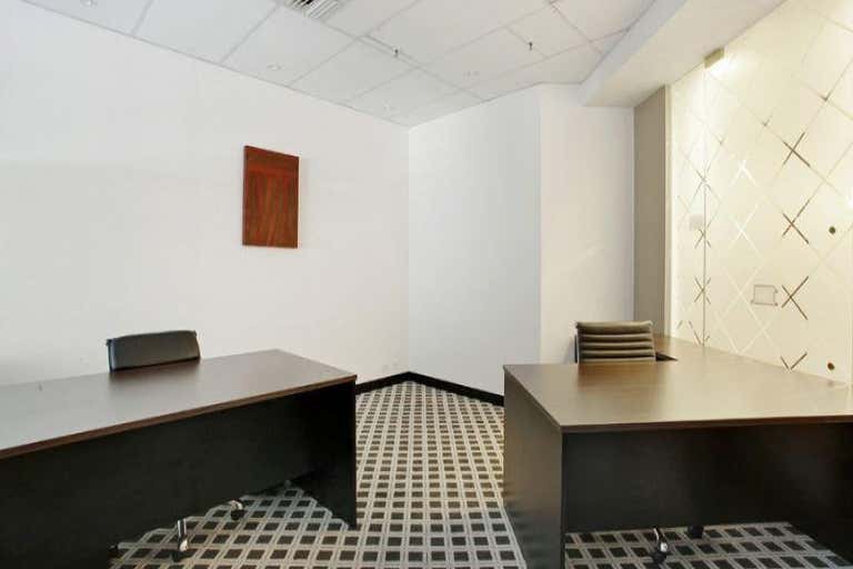 1116/1 Queens Road Melbourne VIC 3004 - Image 2