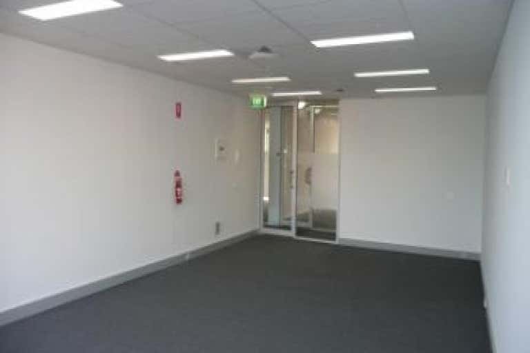 Level 4, Suite 18, 70 Racecourse Road North Melbourne VIC 3051 - Image 2