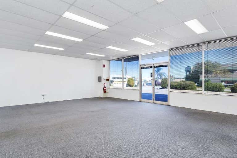 3/30 Enterprise Crescent Malaga WA 6090 - Image 3