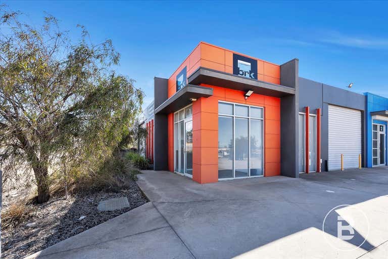 8019, 1/22-24 McPherson Street Maddingley VIC 3340 - Image 2