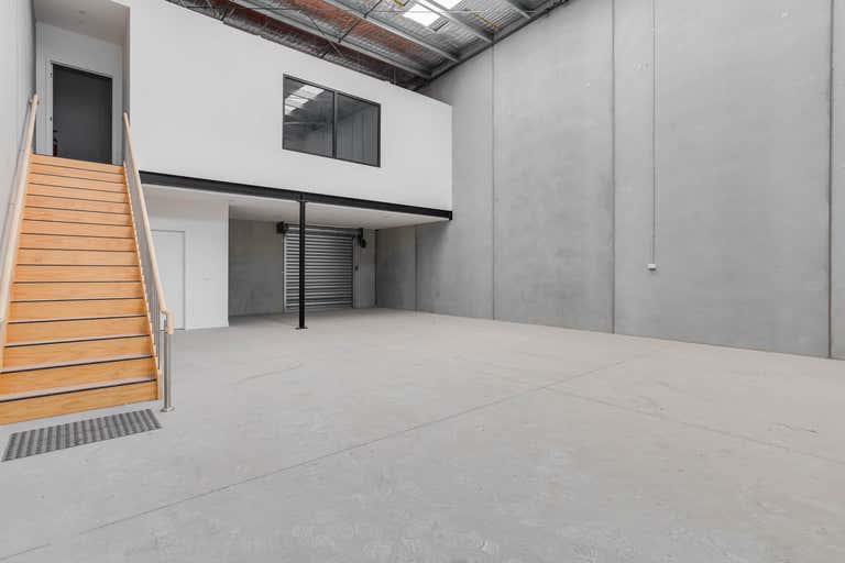 30 Moonah Circuit Brooklyn VIC 3012 - Image 2