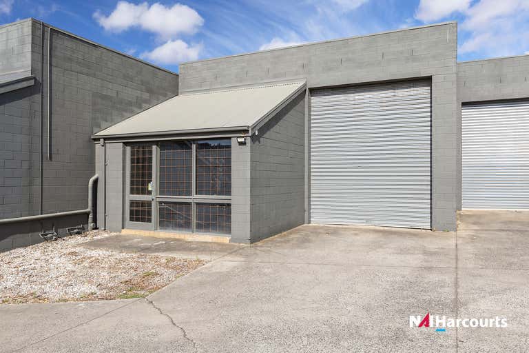 2/10 Lambert Avenue Newtown VIC 3220 - Image 1