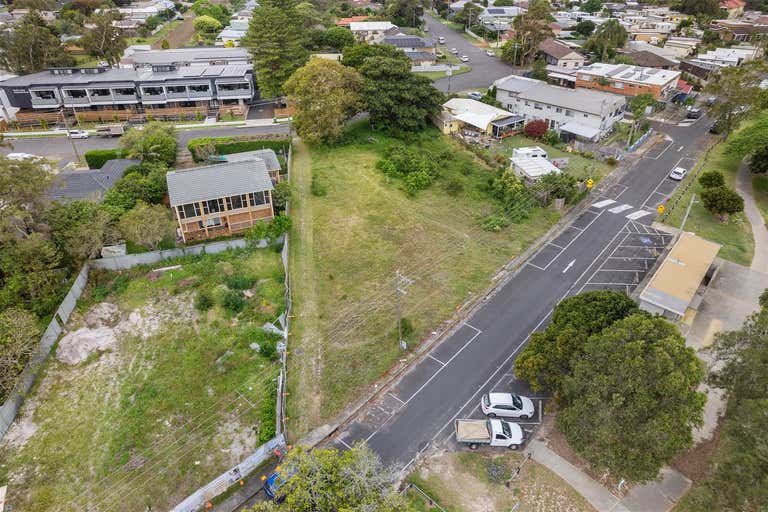 12 Beach Parade Canton Beach NSW 2263 - Image 1