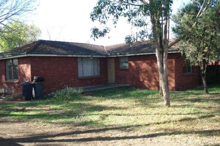 6 Manning Street Warwick Farm NSW 2170 - Image 4