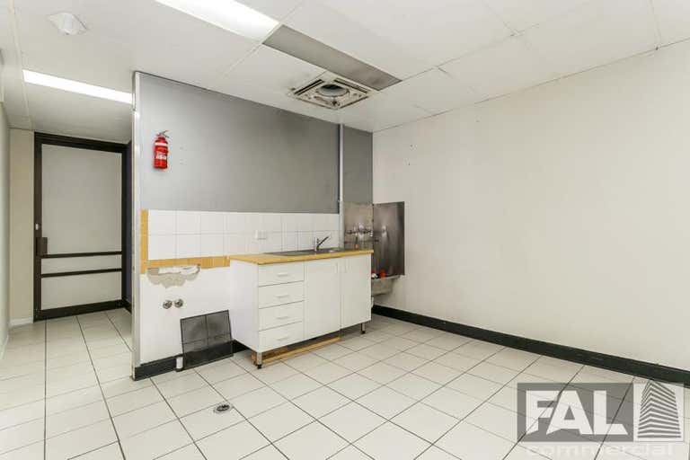Unit  2, 37 Station Road Indooroopilly QLD 4068 - Image 4