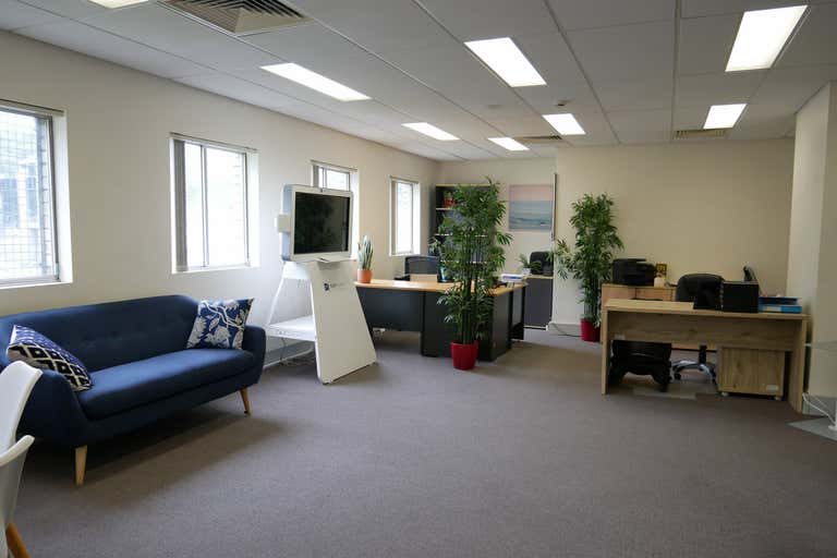 Suite 3 Level 2, 120 Erina Street Gosford NSW 2250 - Image 2