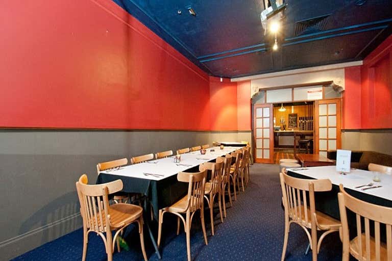 Bull & Bear Bar and Restaurant, 89 King William Street Adelaide SA 5000 - Image 4