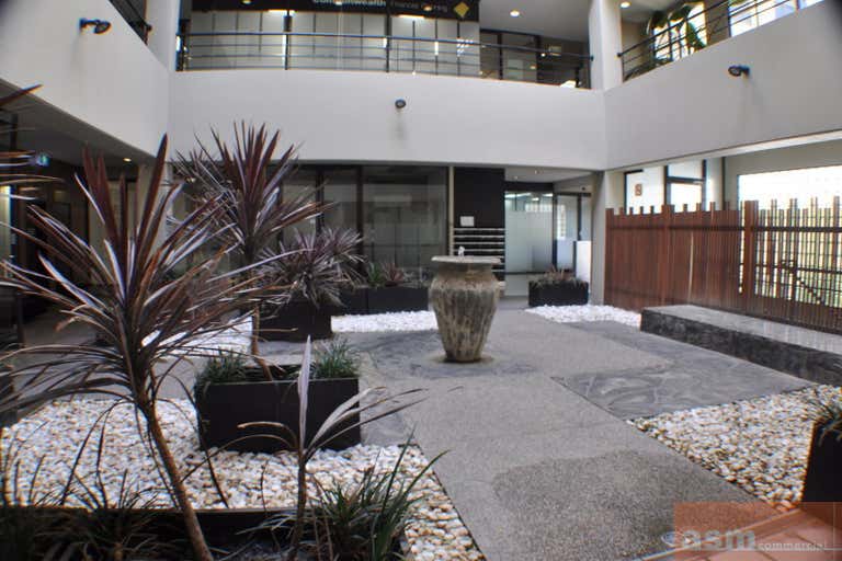 205/22-28 St Kilda Road St Kilda VIC 3182 - Image 4