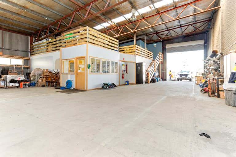 Warehouse 11, 14 Broadland Drive Newstead TAS 7250 - Image 3