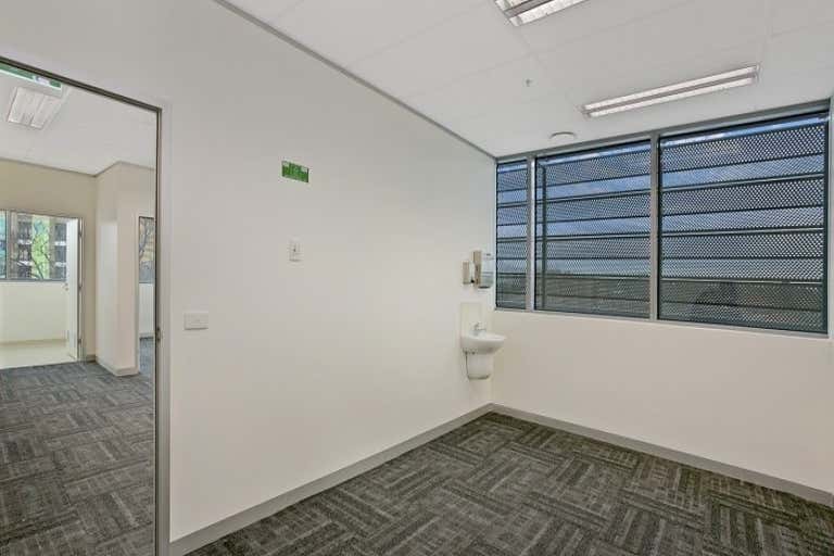 Ekera Medical Centre, Suite 3.09, 116-118 Thames Street Box Hill VIC 3128 - Image 4