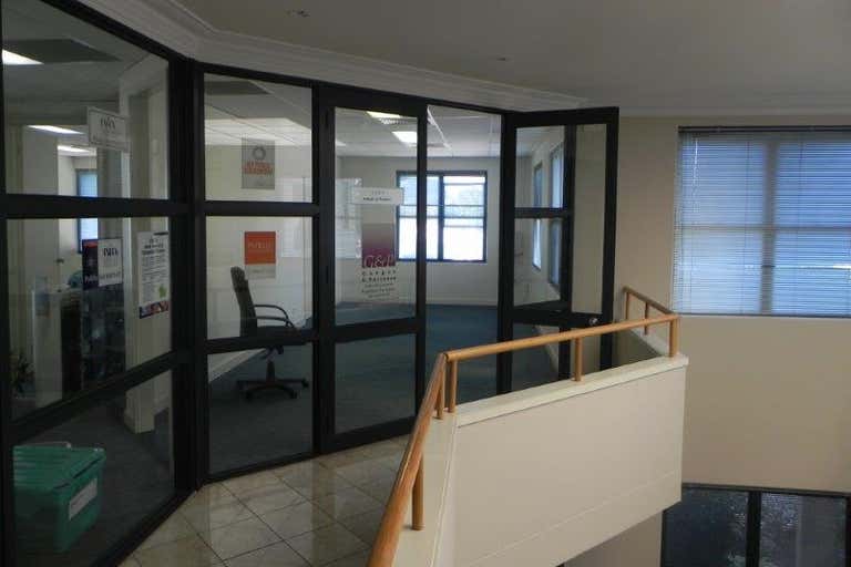 Suite 18, 219 Canning Highway South Perth WA 6151 - Image 3