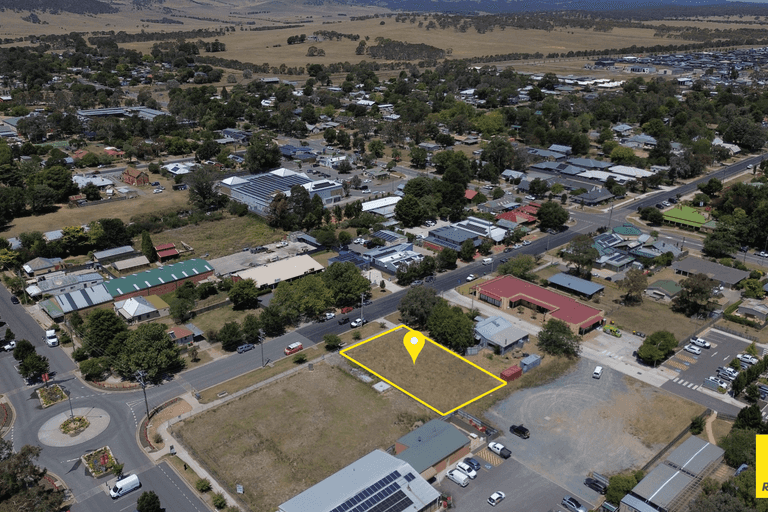 29 Ellendon Street Bungendore NSW 2621 - Image 2
