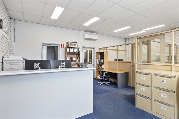 Unit 2, 108 Church Street Geelong West VIC 3218 - Image 4