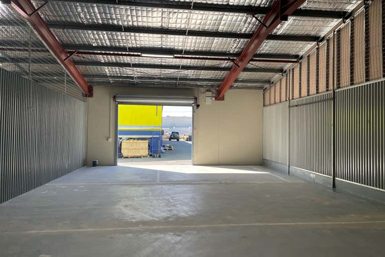 Area 8 - Unit 2, 17  Yallourn Street Fyshwick ACT 2609 - Image 2