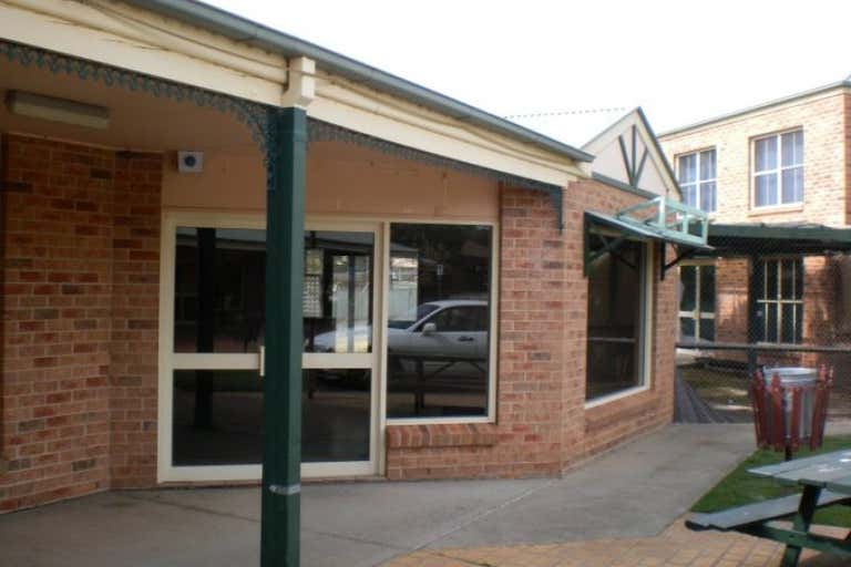 MUDGEE SOUTH SHOPPING CENTRE, SHOP 8 OPORTO ROAD Mudgee NSW 2850 - Image 1