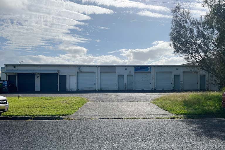 Bay 2/20 Lawson Crescent Coffs Harbour NSW 2450 - Image 4