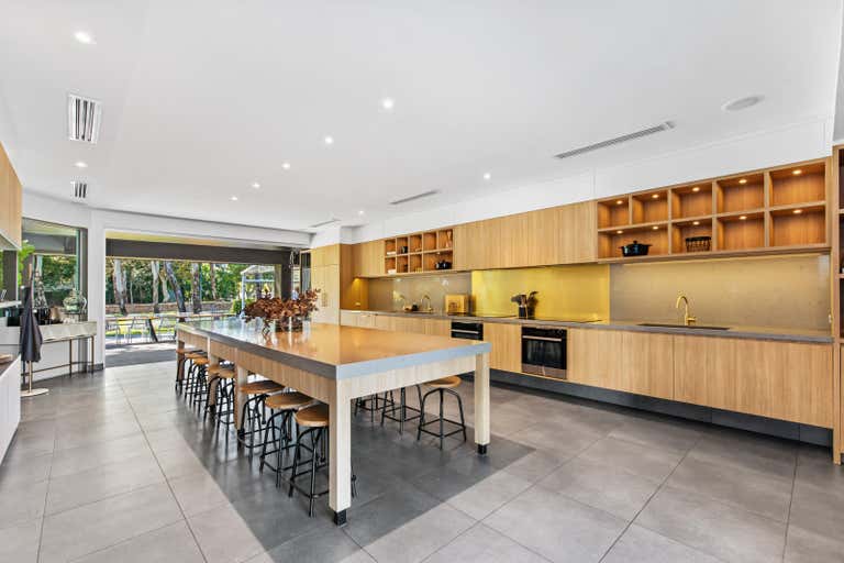 Shop 3/2 Quamby Place Noosa Heads QLD 4567 - Image 2