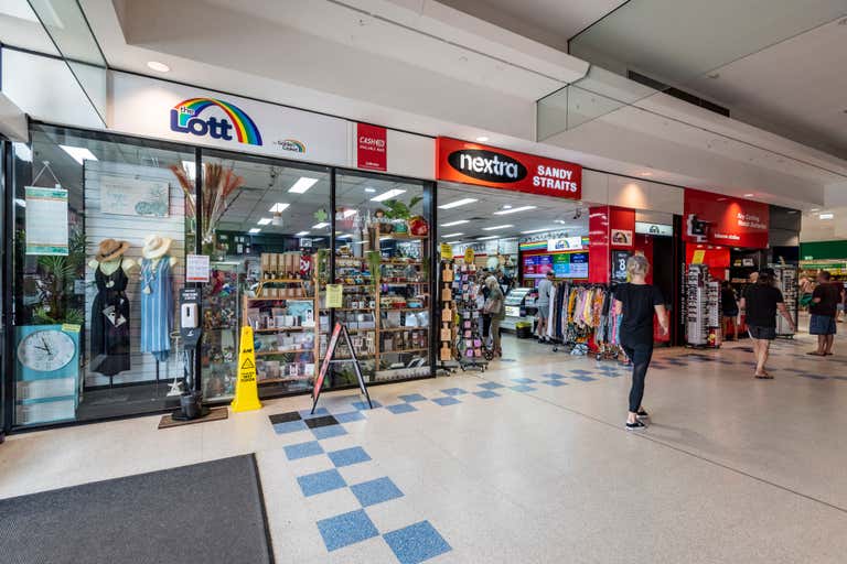 Urangan Central, Shop 9, Cnr Elizabeth St & Boat Harbour Drive Urangan QLD 4655 - Image 3
