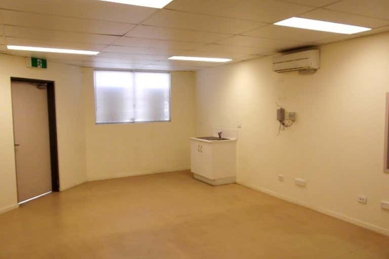 2/10 Gurney Street Garbutt QLD 4814 - Image 2