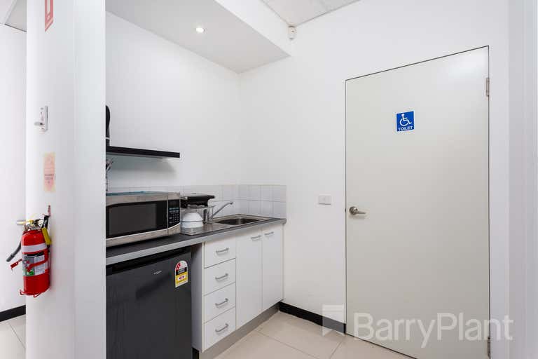 24/22-30 Wallace Avenue Point Cook VIC 3030 - Image 2