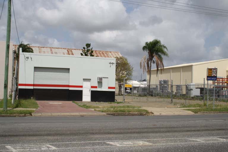 276 Denison Street Rockhampton City QLD 4700 - Image 2
