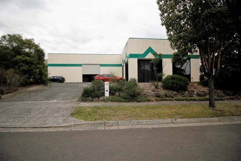 7 Amsted Road Bayswater VIC 3153 - Image 2