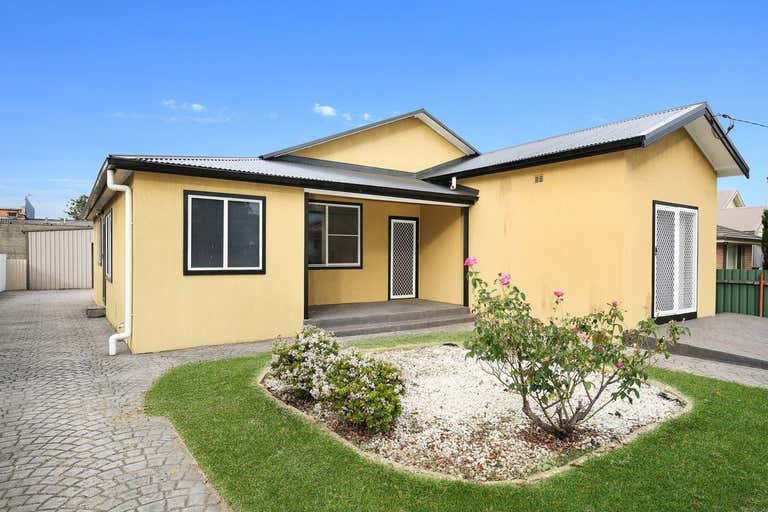 61 Kenny Street Wollongong NSW 2500 - Image 1