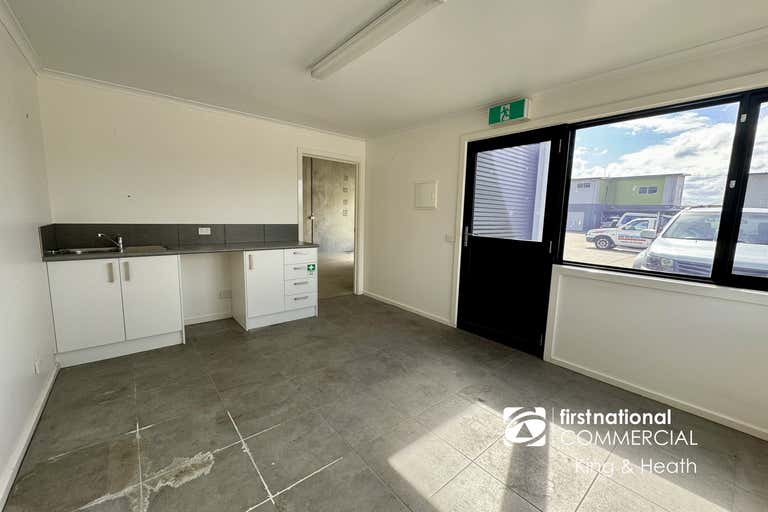 4/29 Duffy Street Swan Reach VIC 3903 - Image 3