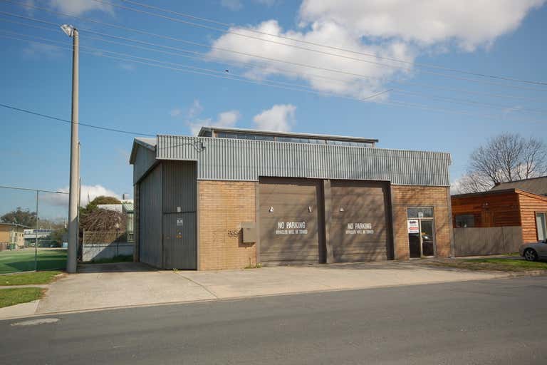 2/581 Hovell Street Albury NSW 2640 - Image 1