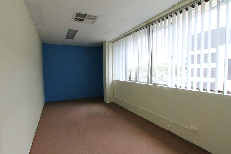 Suite 3, 143 Queen Street Campbelltown NSW 2560 - Image 3