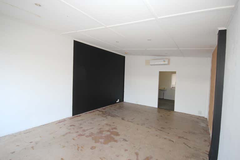 Suite 2, 2 Blackwood St Townsville City QLD 4810 - Image 2