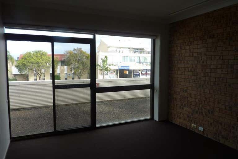 Suite 1/11 Manning Street Tuncurry NSW 2428 - Image 4